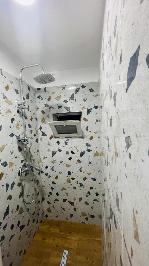Hotel Drinos Tirana Exterior foto